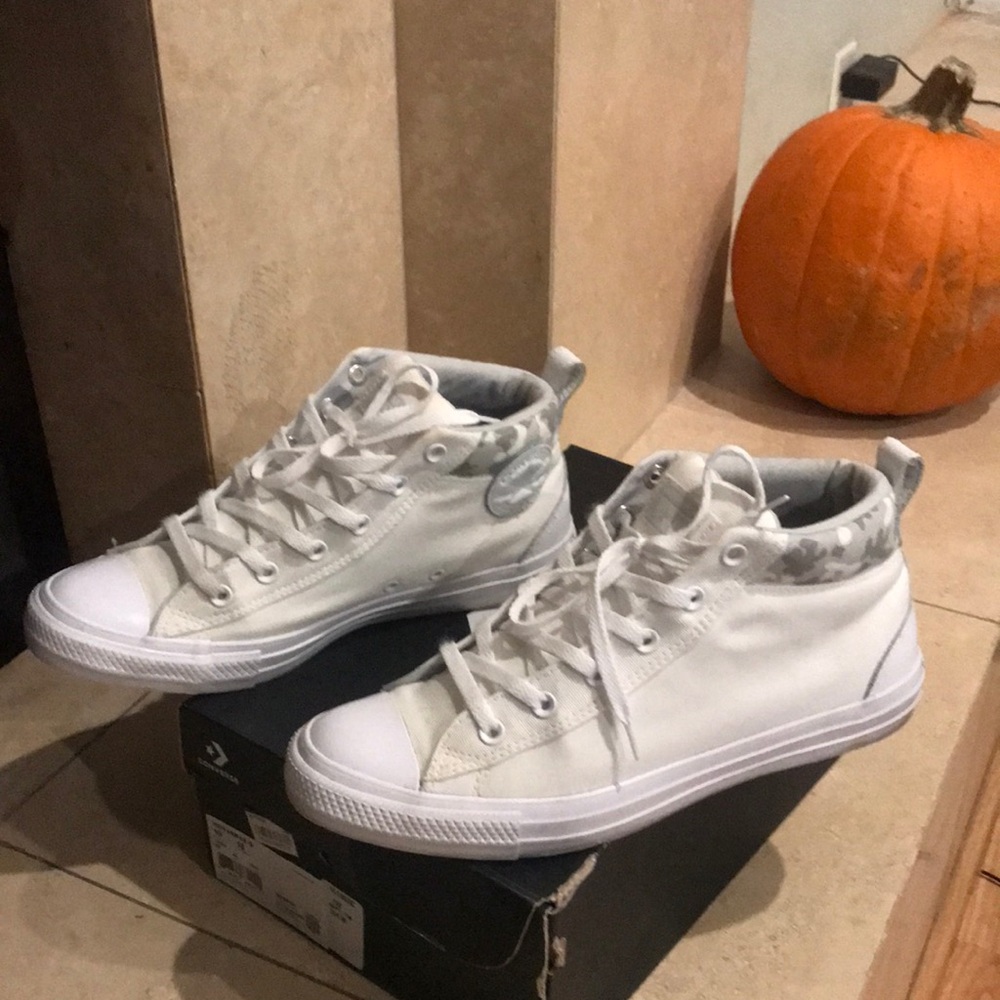 Converse shoes